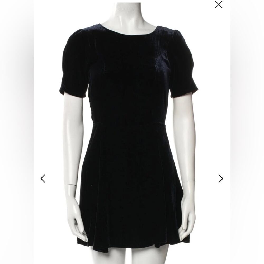 Reformation cut out velvet mini dress - Picture 2 of 9